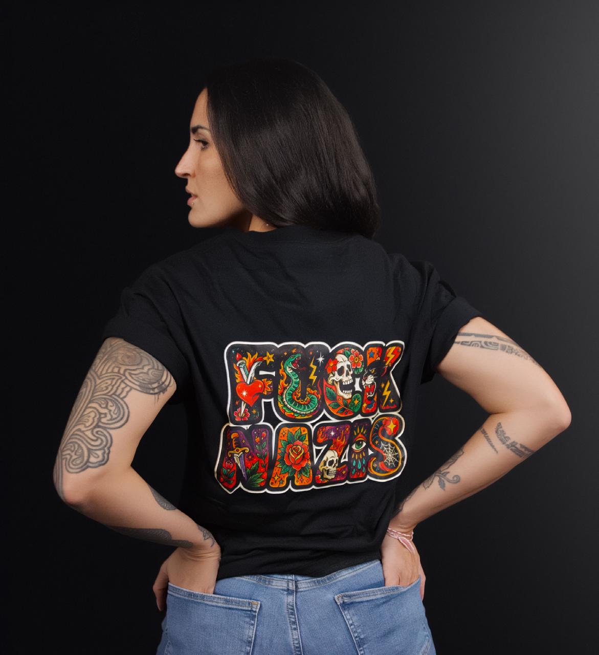 T-shirt, Vêtement